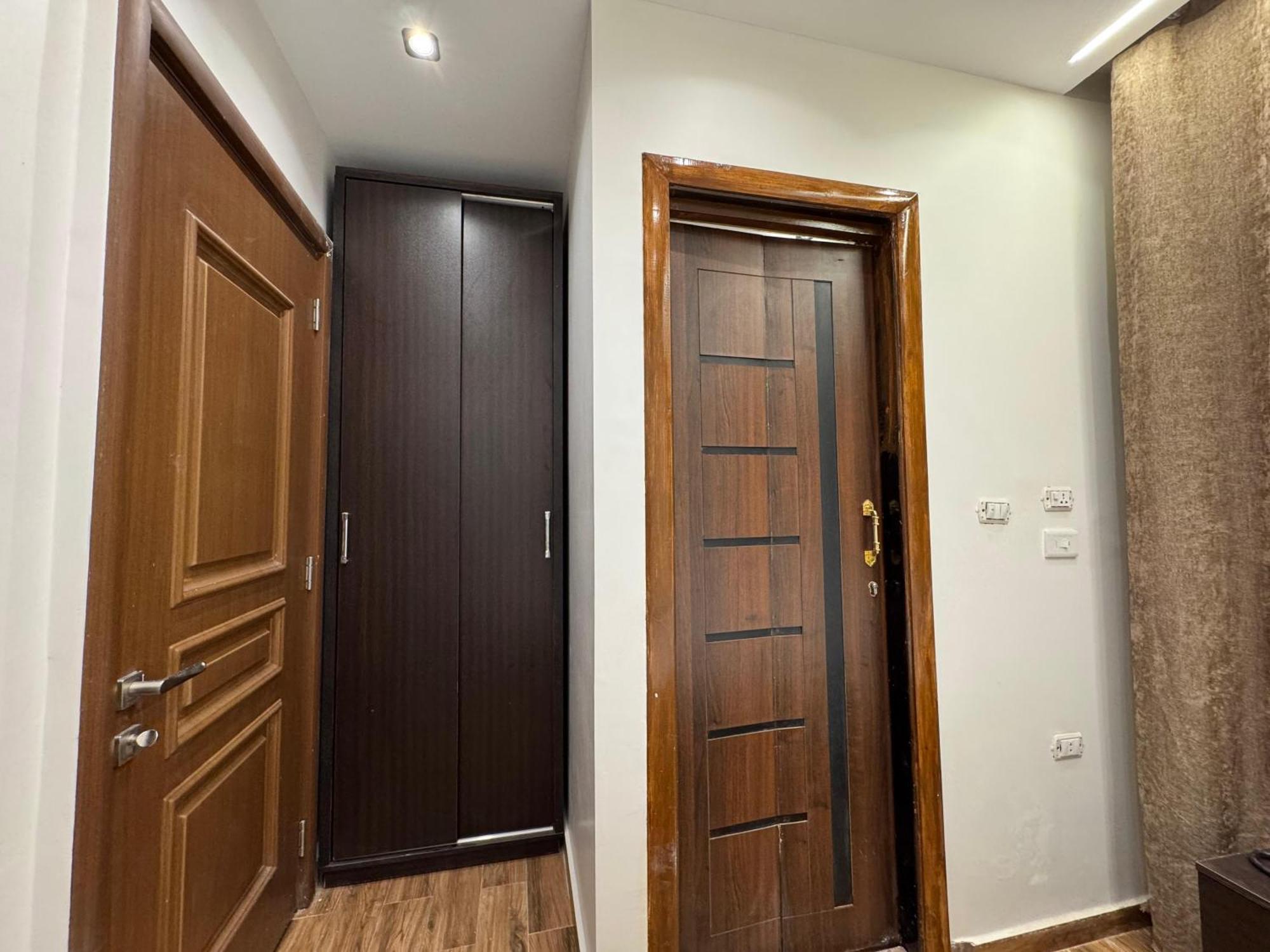 New White Pyramids Inn Ghatati Luaran gambar
