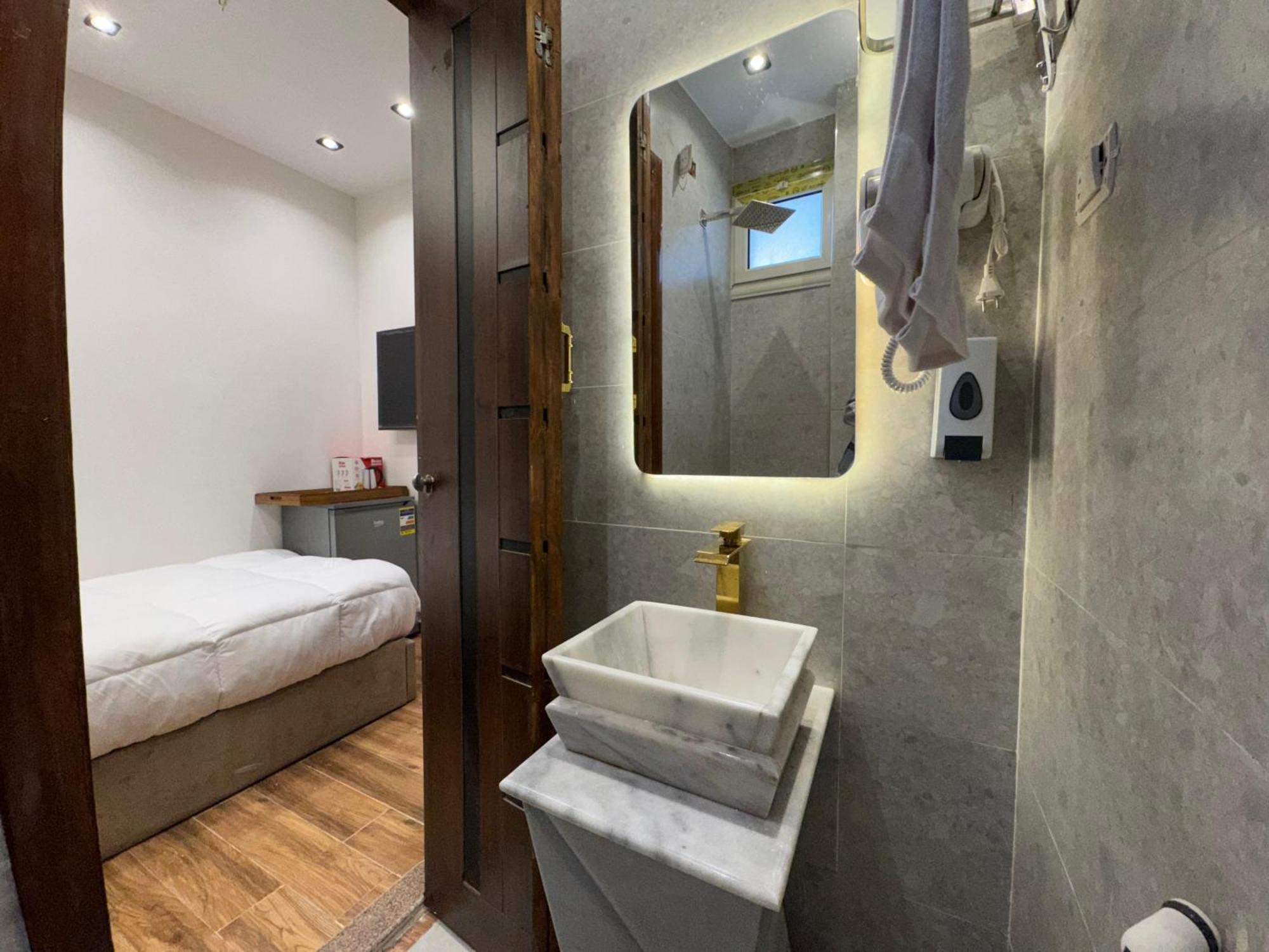 New White Pyramids Inn Ghatati Luaran gambar