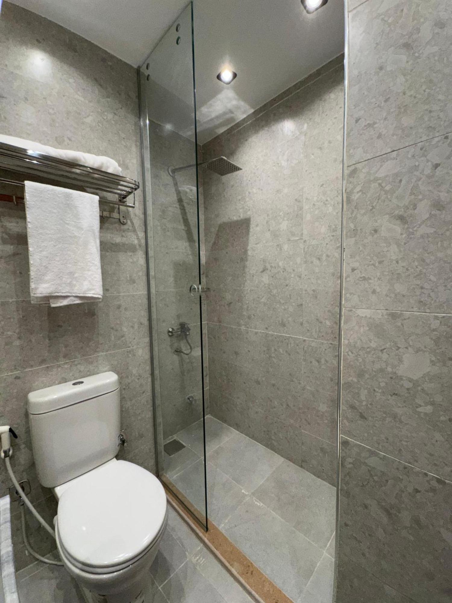 New White Pyramids Inn Ghatati Luaran gambar