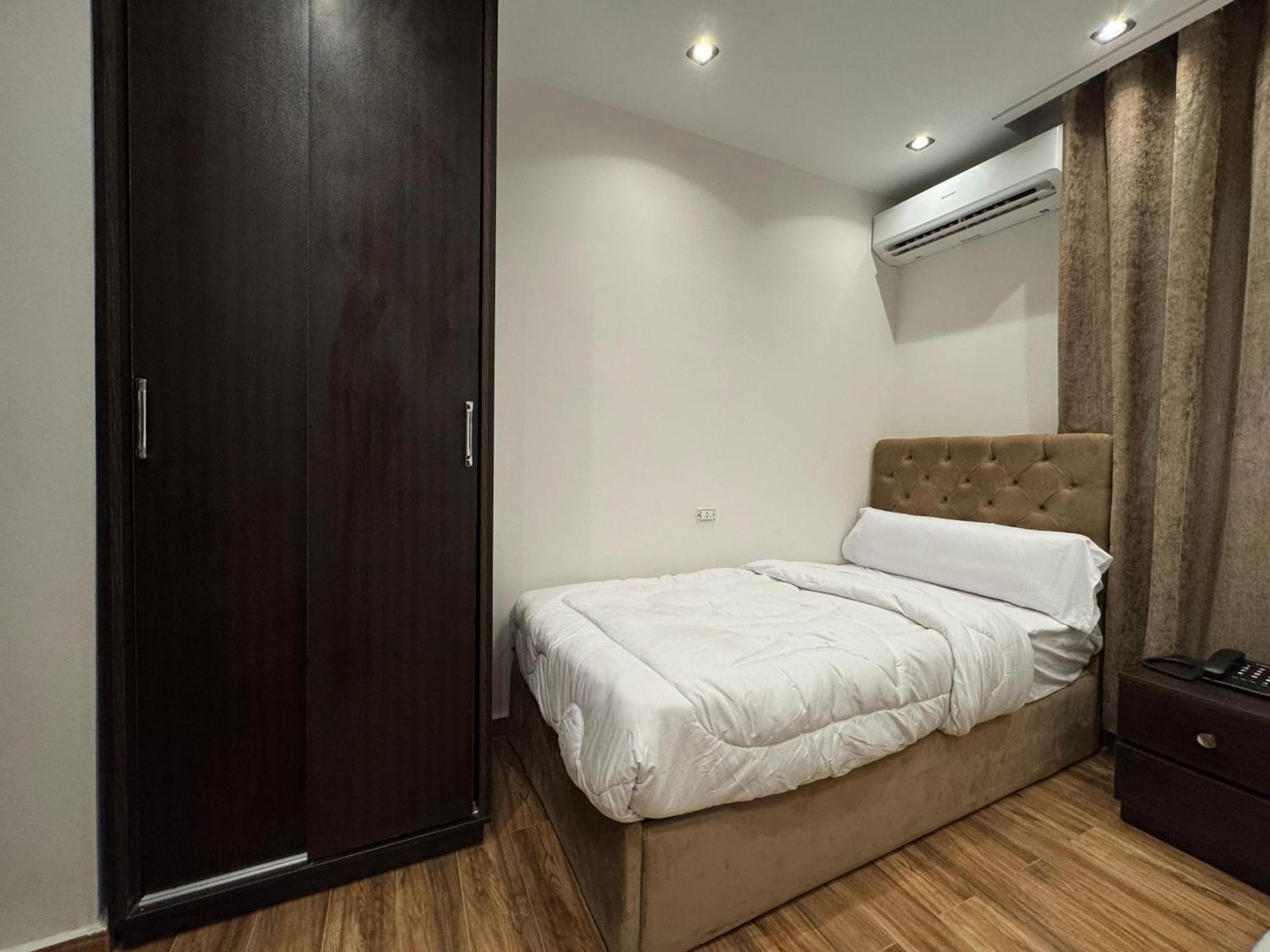 New White Pyramids Inn Ghatati Luaran gambar