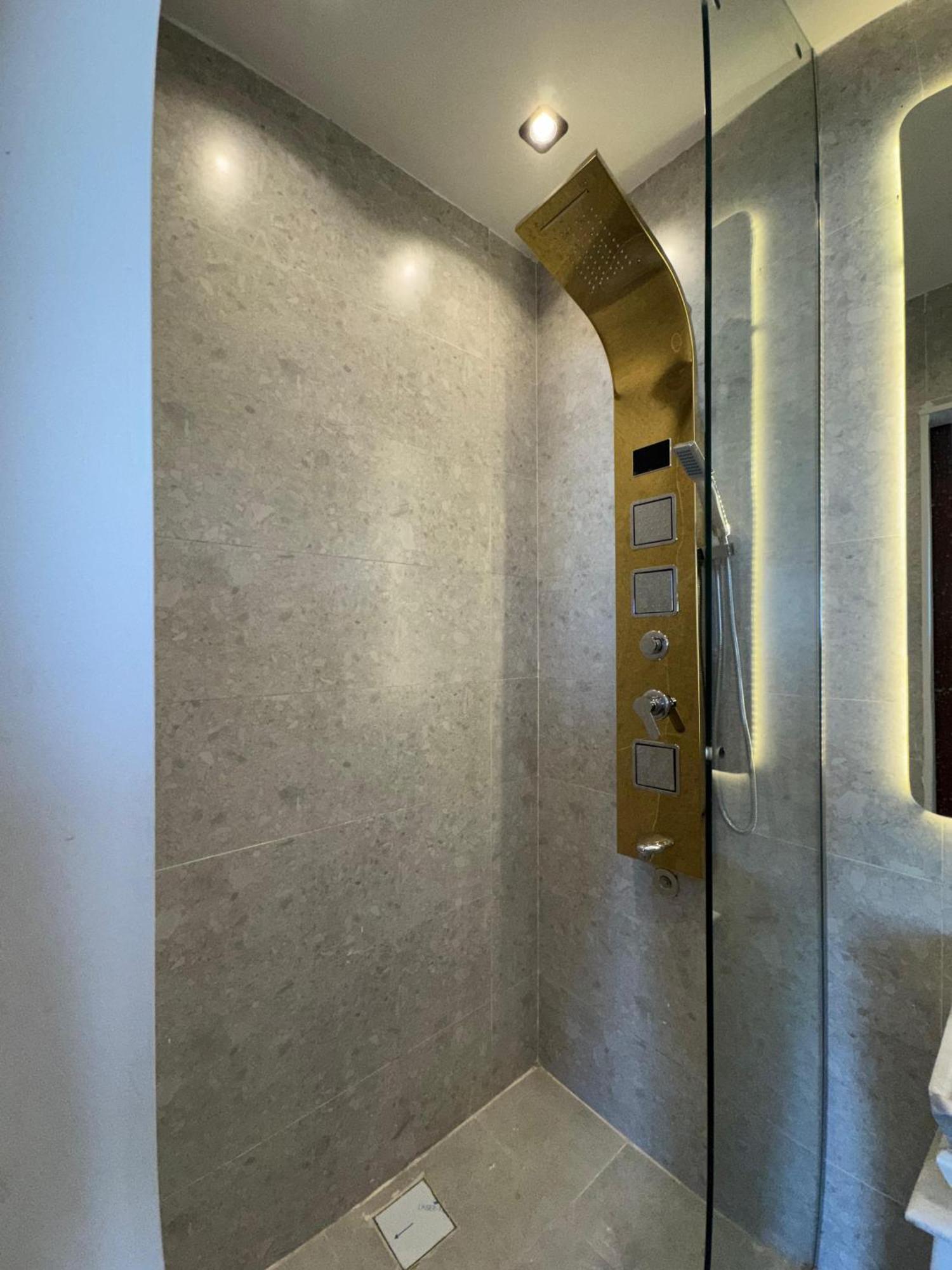 New White Pyramids Inn Ghatati Luaran gambar