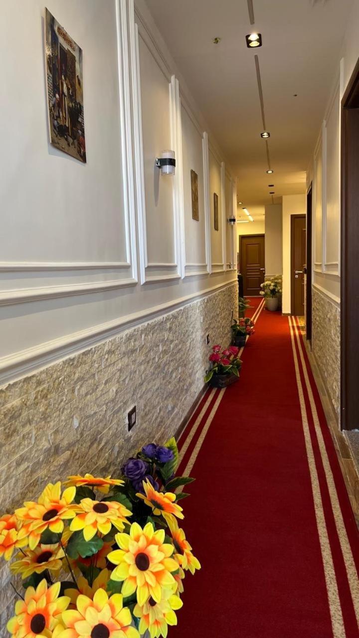 New White Pyramids Inn Ghatati Luaran gambar